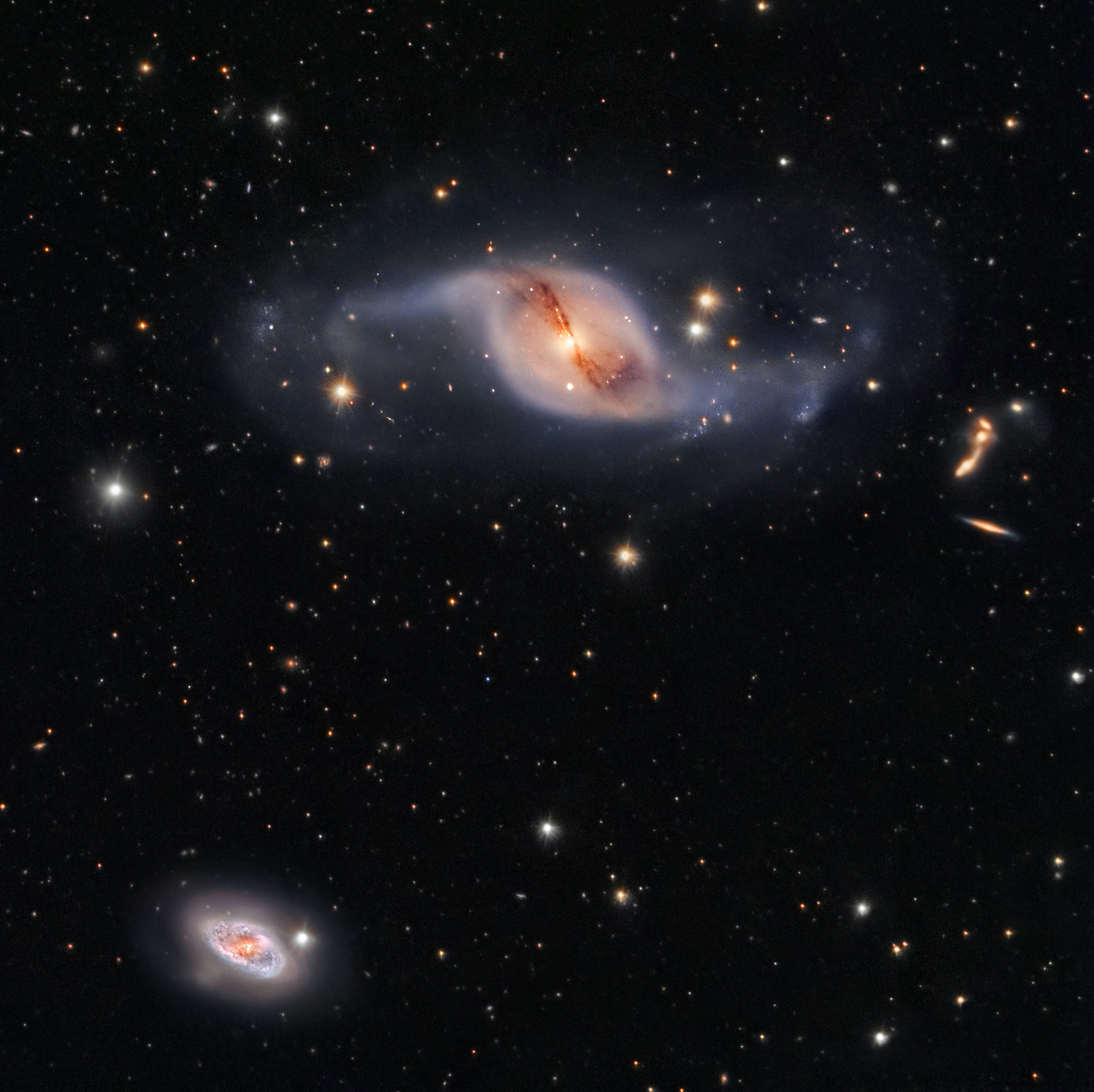 NGC 3718 Spektrum der Wissenschaft